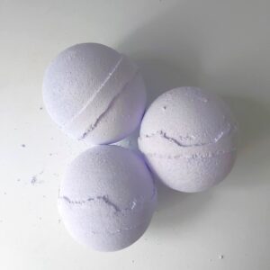 Kylpypommi salvia & kataja (eteerisillä öljyillä)